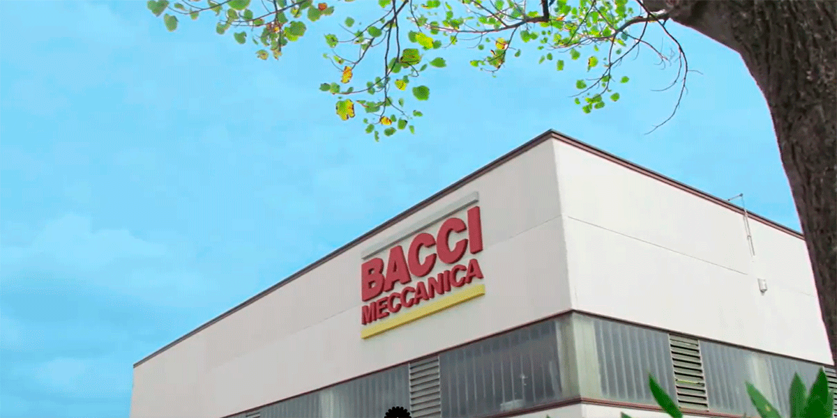 Fachada de la fábrica de Bacci